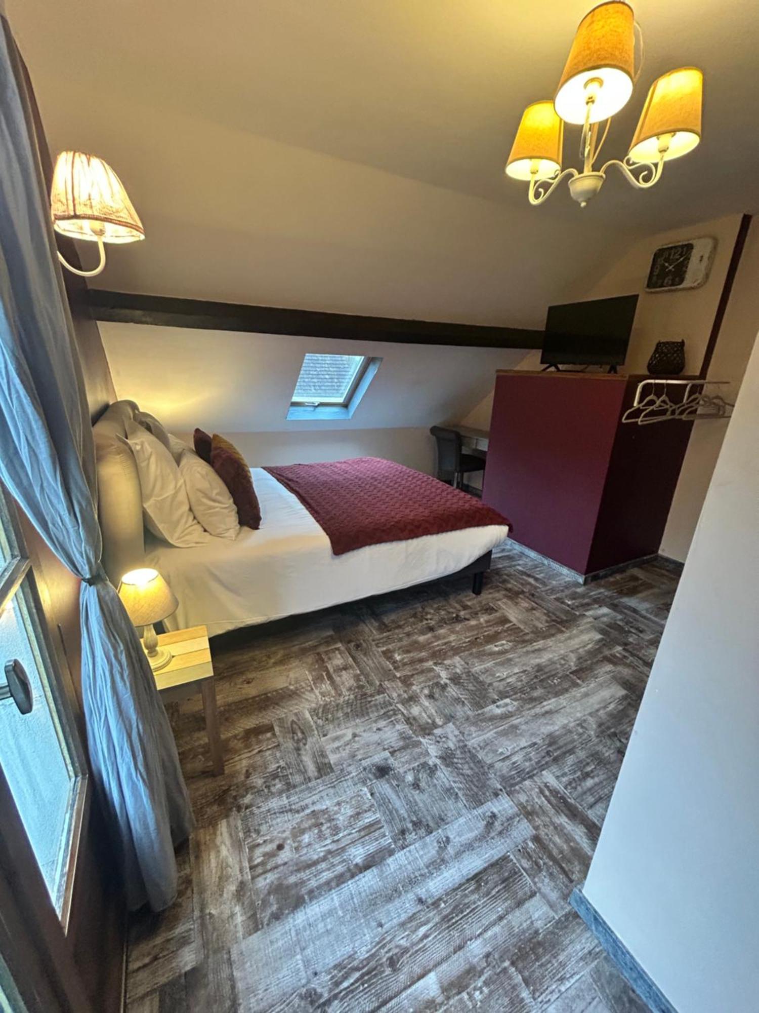 Bed and Breakfast Le D'Tour Gourmand Toulouse-le-Chateau Zewnętrze zdjęcie