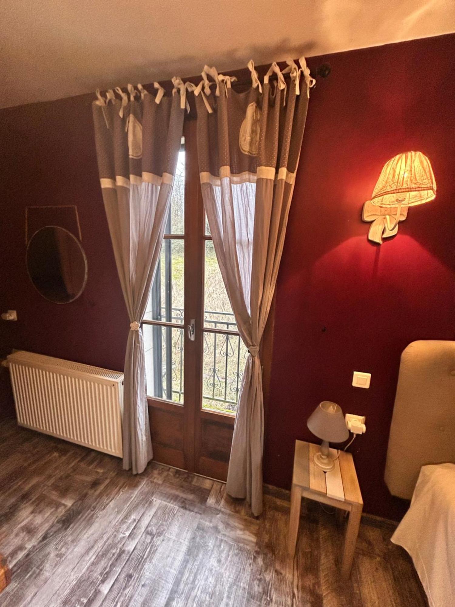 Bed and Breakfast Le D'Tour Gourmand Toulouse-le-Chateau Zewnętrze zdjęcie