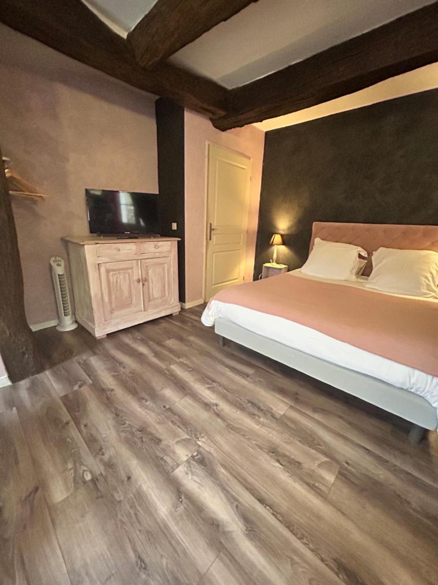 Bed and Breakfast Le D'Tour Gourmand Toulouse-le-Chateau Zewnętrze zdjęcie