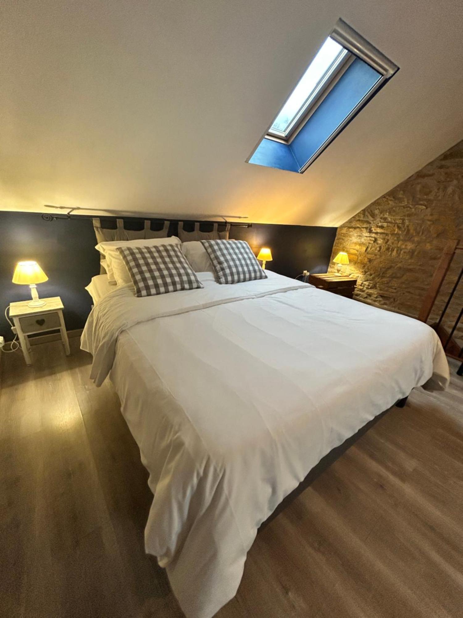 Bed and Breakfast Le D'Tour Gourmand Toulouse-le-Chateau Zewnętrze zdjęcie
